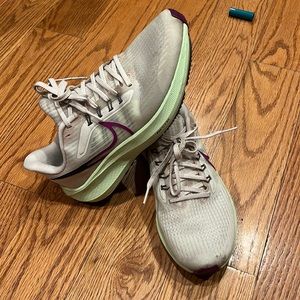 Nike pegasus zoom 7.5 womens running shoe